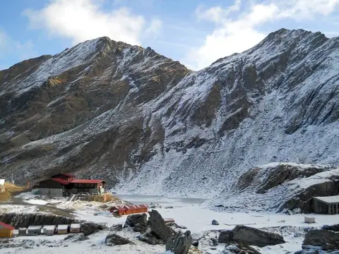 Training Camp for Search and Rescue Dogs at Bâlea Lac (November 2012)