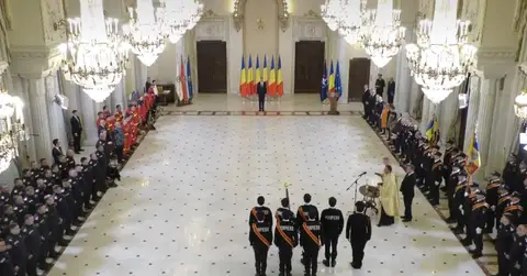 Ceremonie de decorare a echipelor RO-USAR 1 si RO-USAR 2